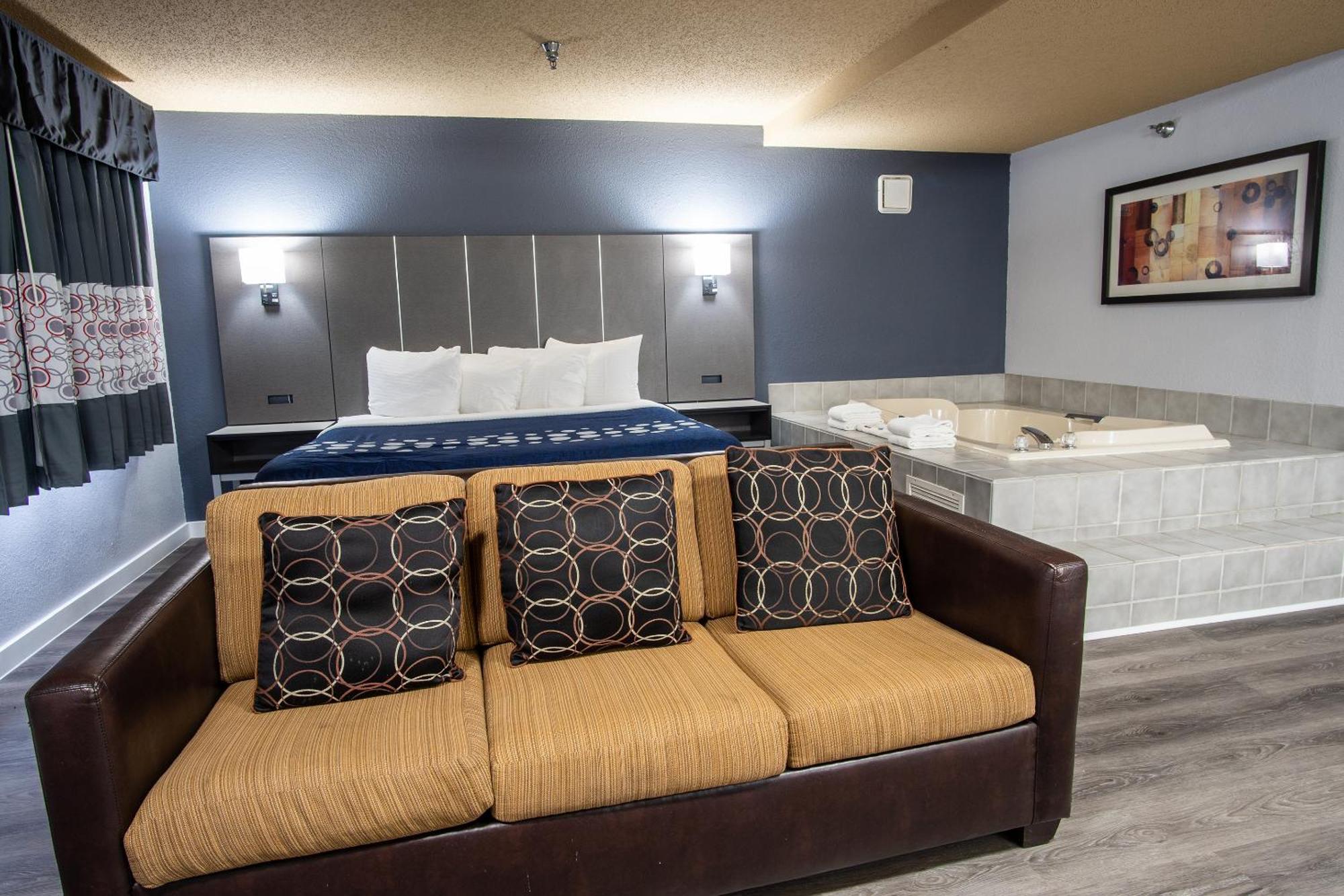 Coratel Inn And Suites By Jasper Eagan St Paul Airport & Mall Of America מראה חיצוני תמונה