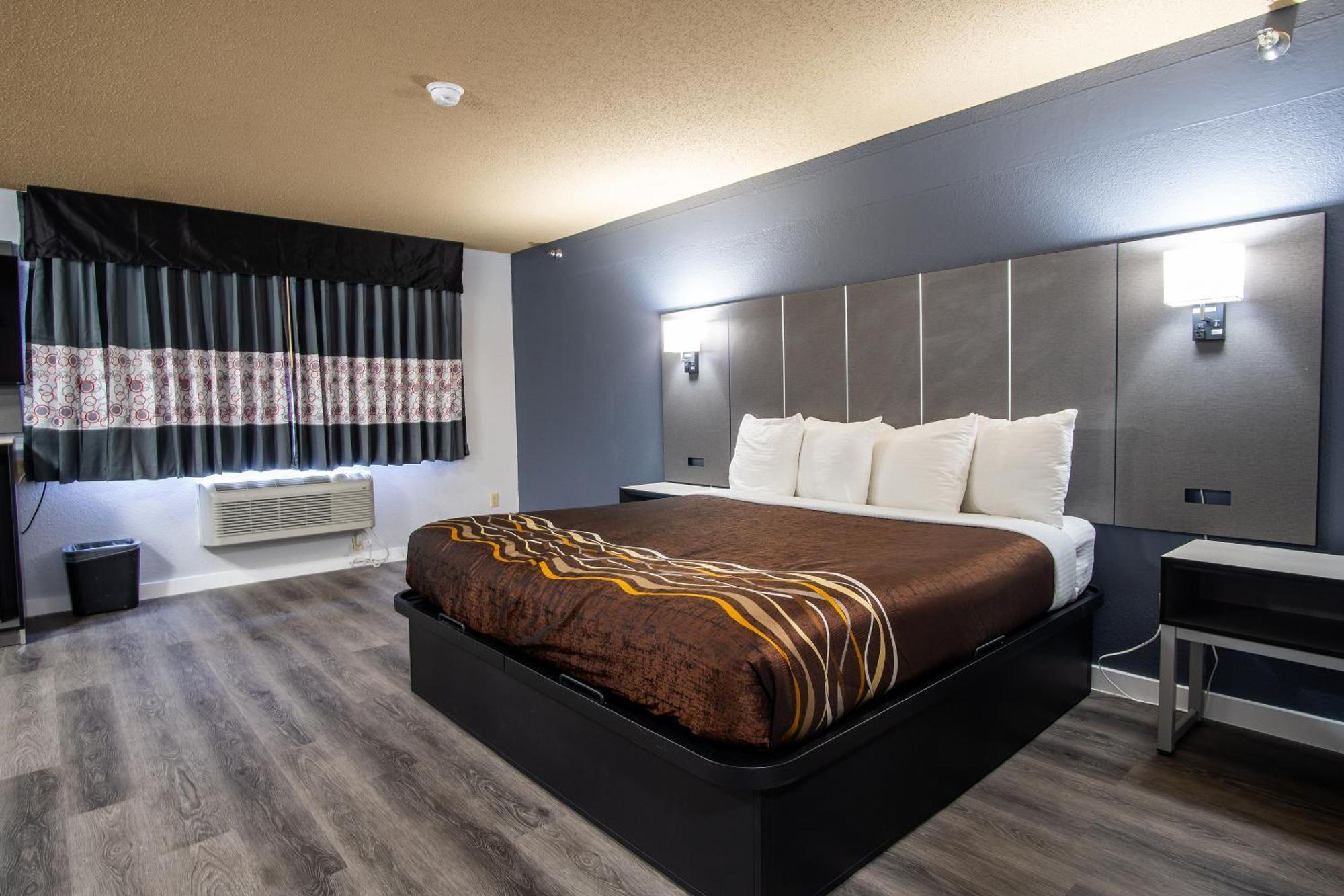Coratel Inn And Suites By Jasper Eagan St Paul Airport & Mall Of America מראה חיצוני תמונה
